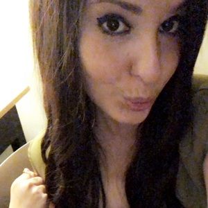 Meet your Posher, Asunta